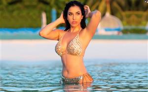 Sophie Choudry